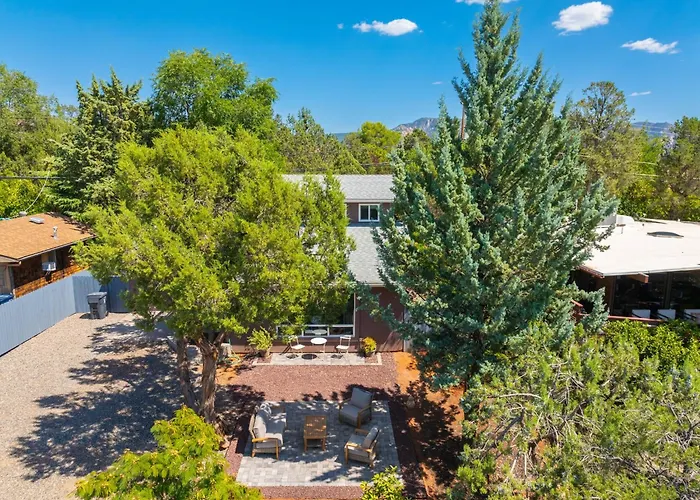 Amethyst Retreat. Back Yard With Hot Tub & Views! * Sedona
