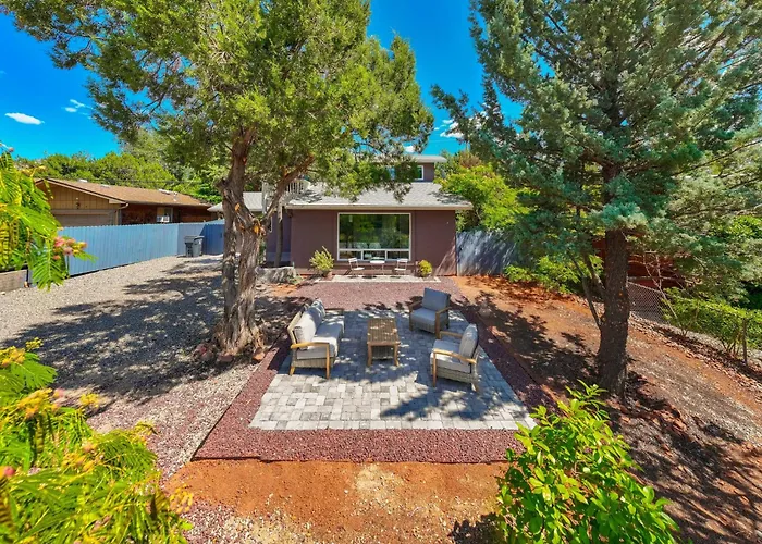 Amethyst Retreat. Back Yard With Hot Tub & Views! Ferienhaus Sedona