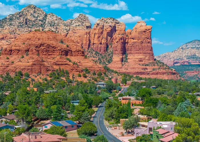 Amethyst Retreat. Back Yard With Hot Tub & Views! Sedona